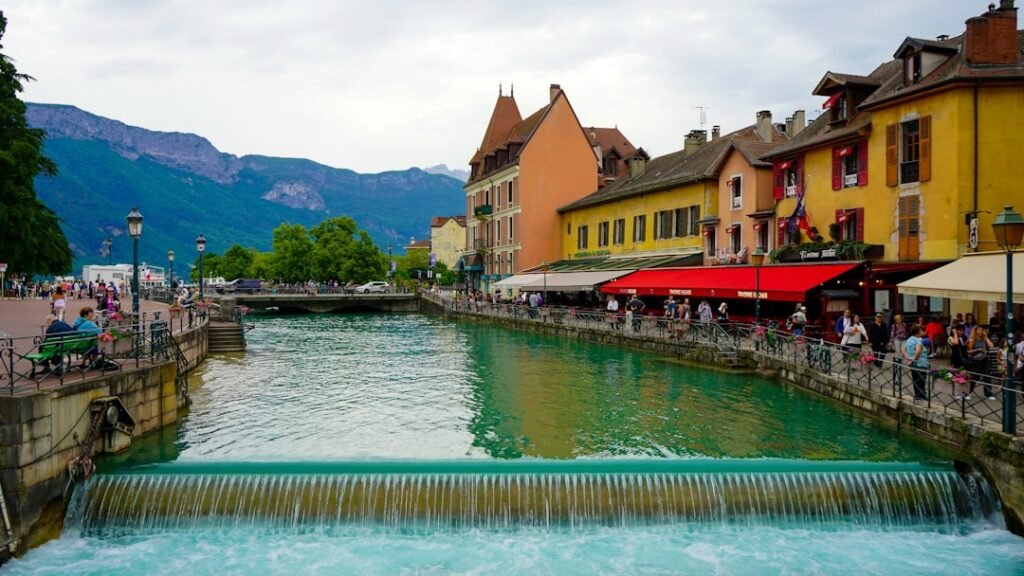 Taxi Genève Annecy — Transfert privé Venise des Alpes